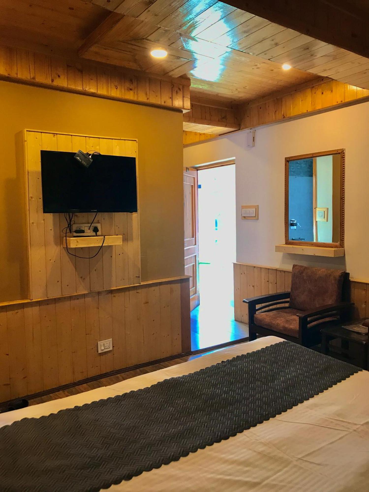 The Avenue Hotel , Manali A River Side Hotel المظهر الخارجي الصورة